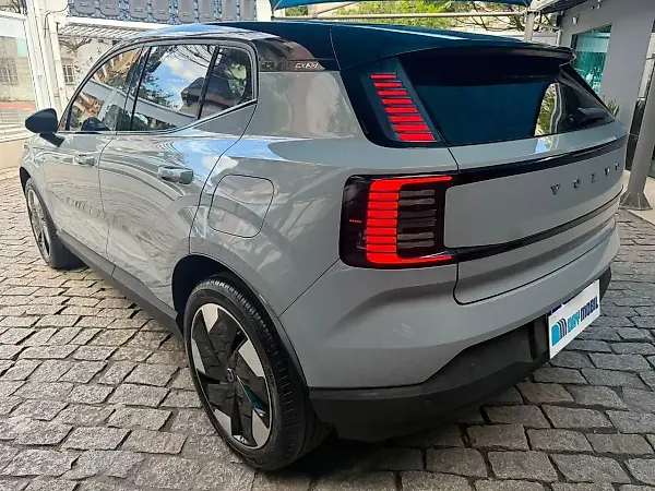 Volvo EX30 - Imagem 3