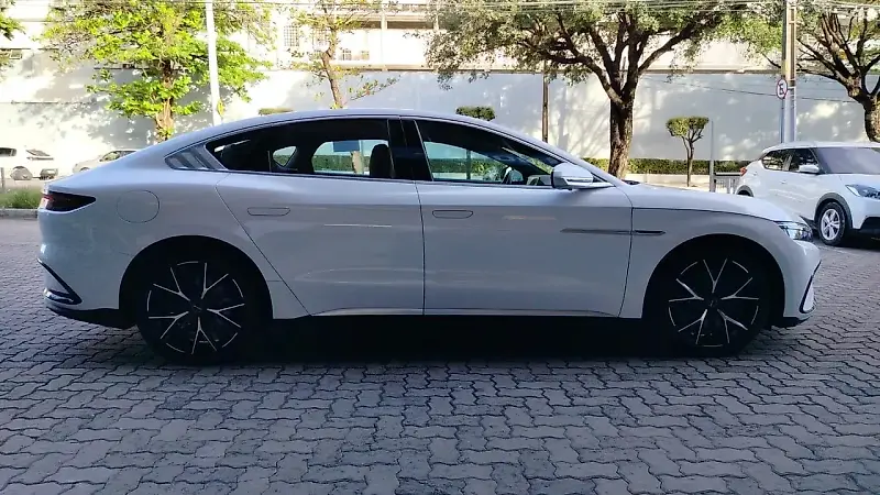 BYD Han - Imagem 2