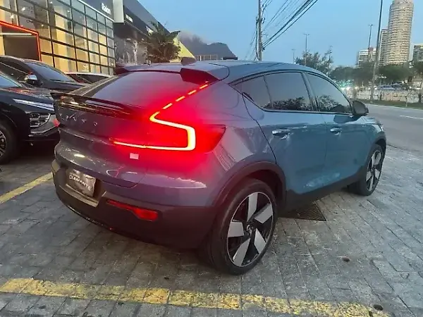 Volvo C40 Recharge - Imagem 8