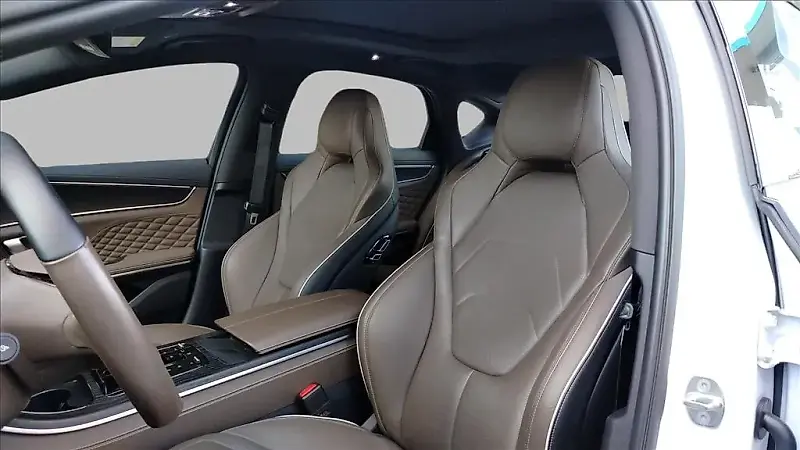 BYD Han - Imagem 13