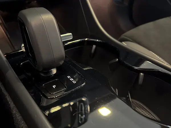 Volvo C40 Recharge - Imagem 14