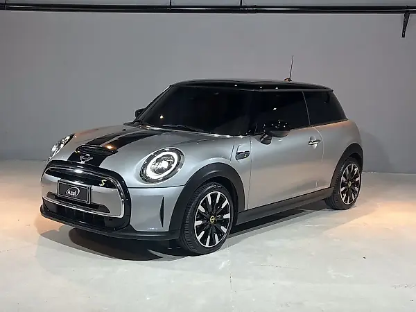 Mini Cooper SE - Imagem 1