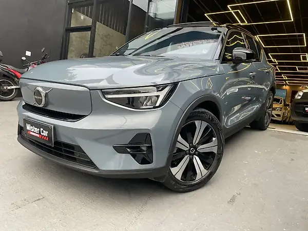 Volvo XC40 Recharge - Imagem 2