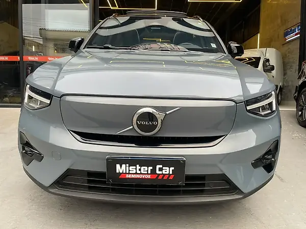 Volvo XC40 Recharge - Imagem 3