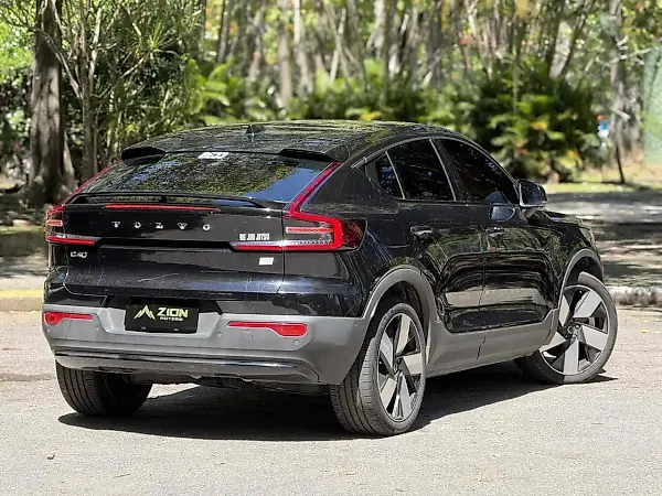 Volvo C40 Recharge - Imagem 6