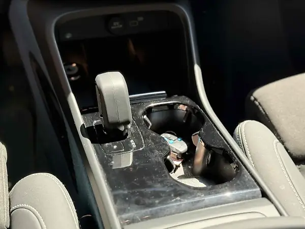 Volvo C40 Recharge - Imagem 12