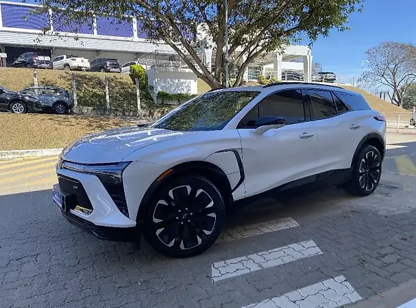 Chevrolet Blazer EV - Imagem 1