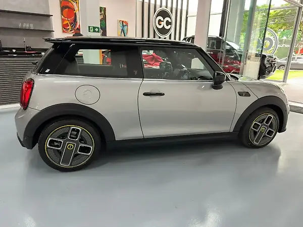 Mini Cooper SE - Imagem 8