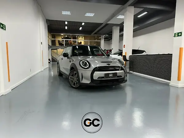 Mini Cooper SE - Imagem 1