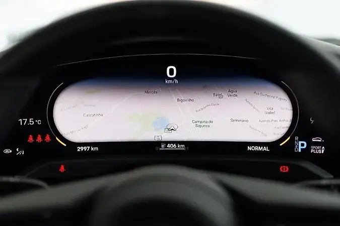 Porsche Taycan - Imagem 15