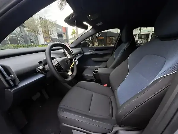 Volvo EX30 - Imagem 9