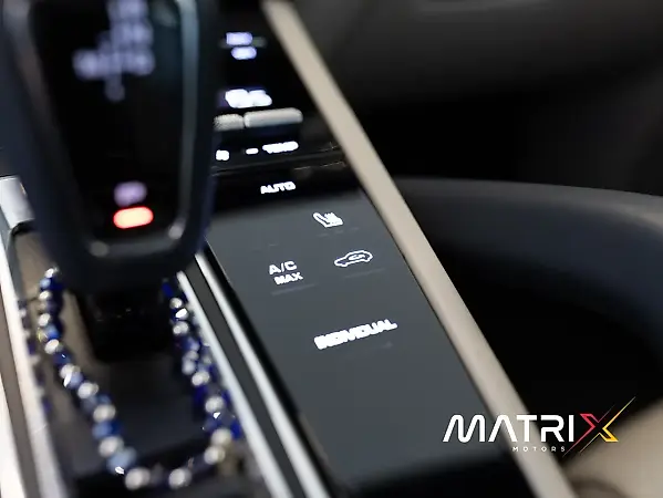 Porsche Cayenne E-hybrid - Imagem 19