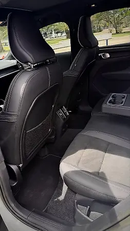 Volvo XC40 Recharge - Imagem 18