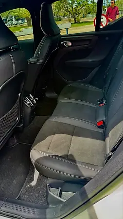 Volvo XC40 Recharge - Imagem 17