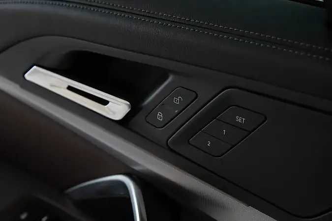 BMW IX1 - Imagem 14