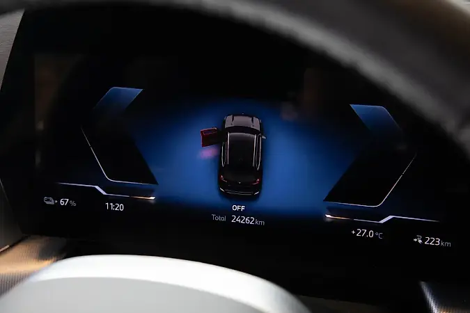 BMW IX1 - Imagem 12