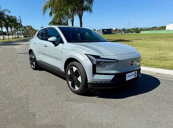 Volvo EX30 - Imagem 1