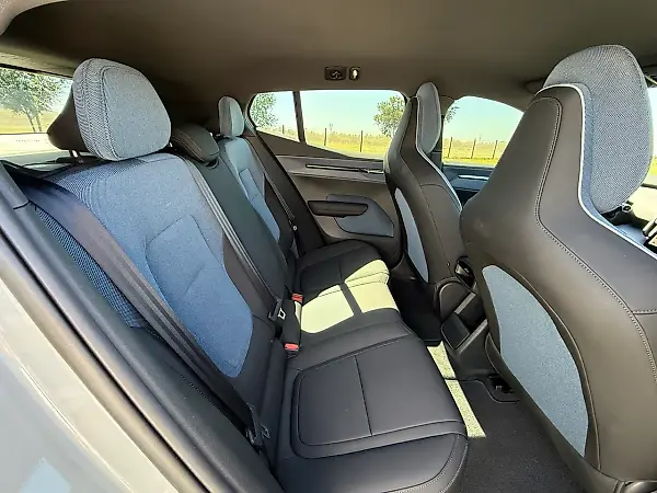 Volvo EX30 - Imagem 13