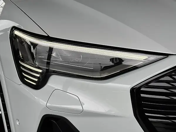 Audi E-tron S Sportback - Imagem 4