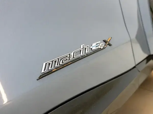 Ford Mustang Mach-e - Imagem 16