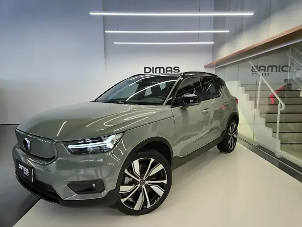 Volvo XC40 Recharge - Imagem 7