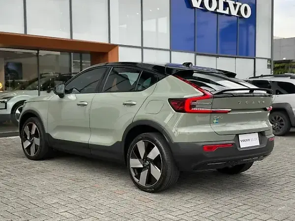 Volvo C40 Recharge - Imagem 9