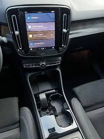 Volvo C40 Recharge - Imagem 14