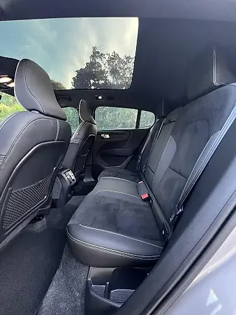 Volvo C40 Recharge - Imagem 18