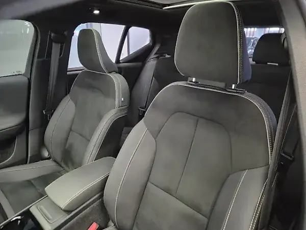 Volvo XC40 Recharge - Imagem 16