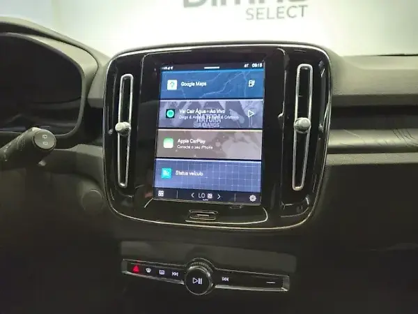 Volvo XC40 Recharge - Imagem 12