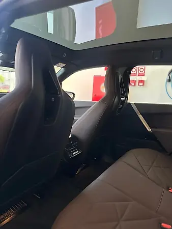 BMW Ix - Imagem 12