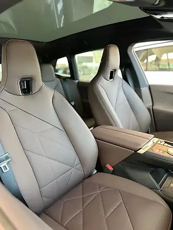BMW Ix - Imagem 11