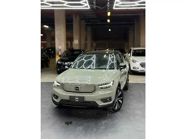 Volvo XC40 Recharge - Imagem 1