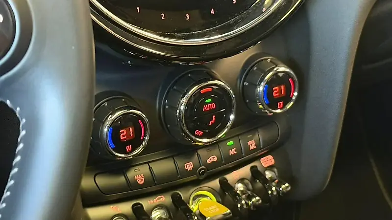 Mini Cooper SE - Imagem 8