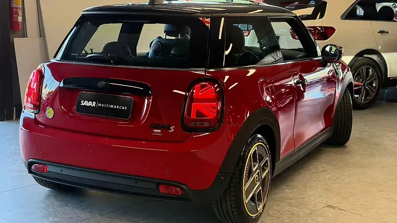 Mini Cooper SE - Imagem 18
