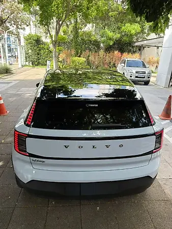 Volvo EX30 - Imagem 7