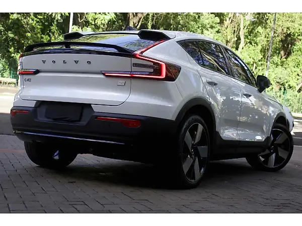 Volvo C40 Recharge - Imagem 4