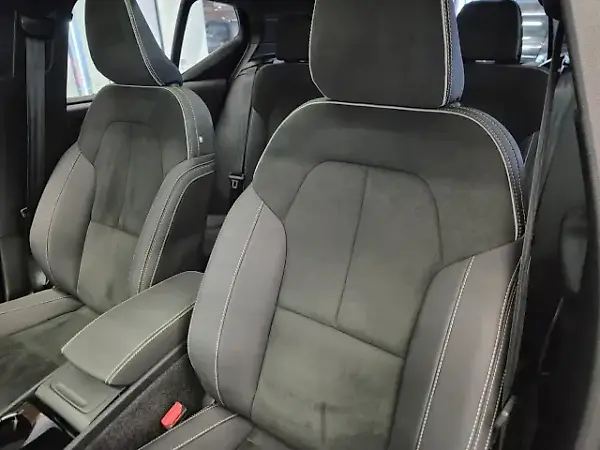 Volvo XC40 Recharge - Imagem 15