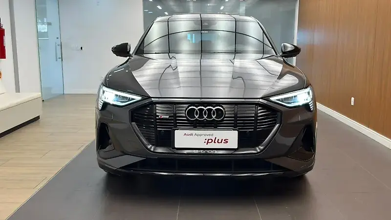 Audi E-tron - Imagem 1