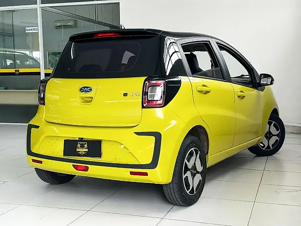 JAC E-JS1 - Imagem 4