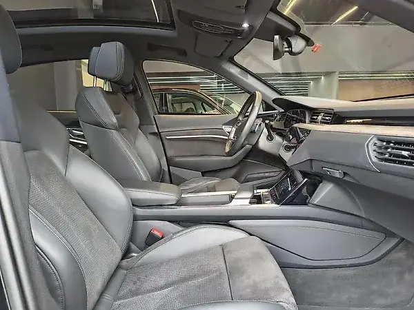 Audi E-tron Sportback - Imagem 11