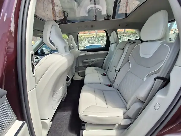 Volvo Ex90 - Imagem 17