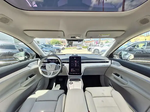 Volvo Ex90 - Imagem 11