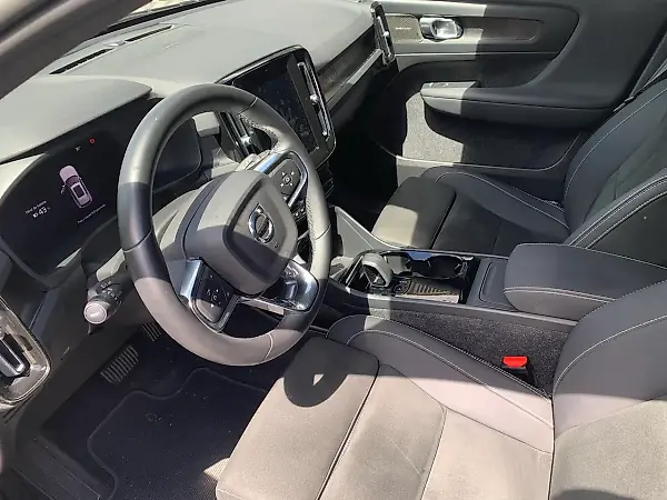 Volvo XC40 Recharge - Imagem 5