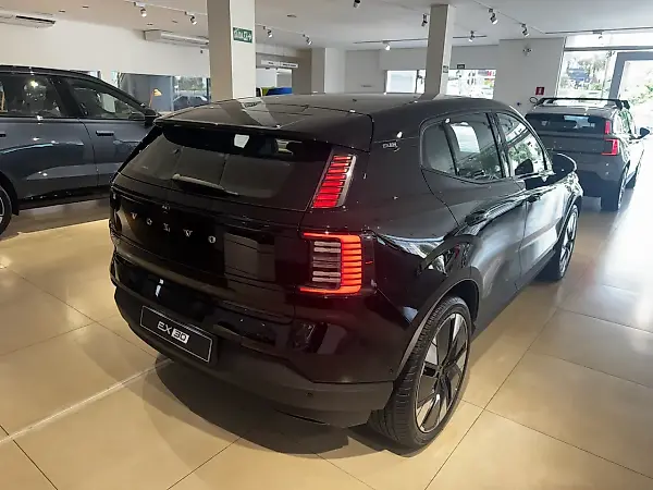 Volvo EX30 - Imagem 7