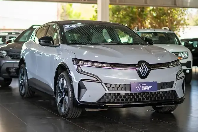 Renault Megane E-tech Electric - Imagem 1