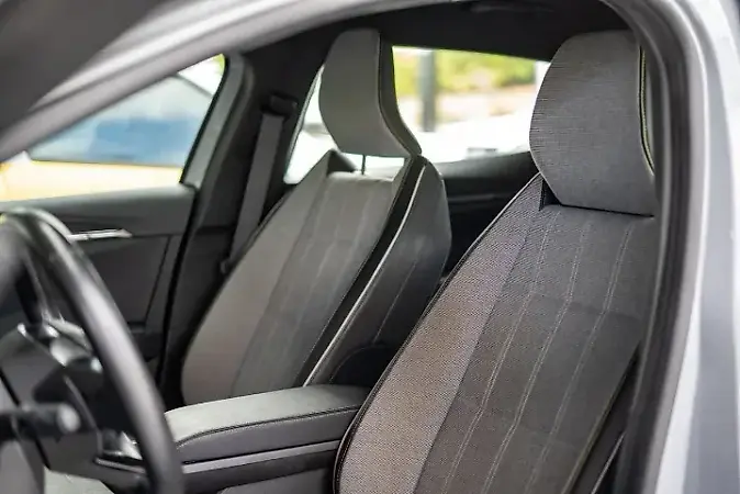 Renault Megane E-tech Electric - Imagem 17