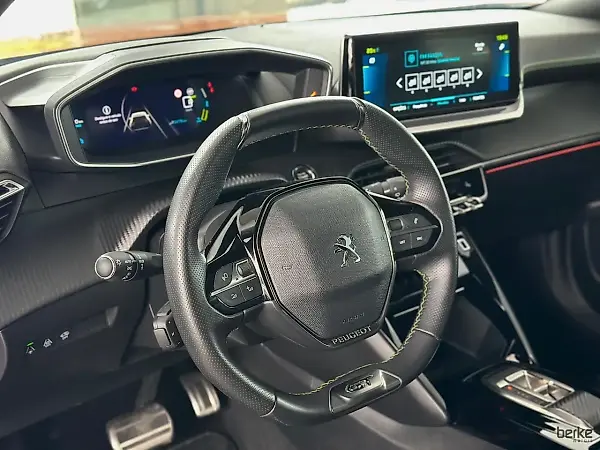 Peugeot E-2008 - Imagem 14
