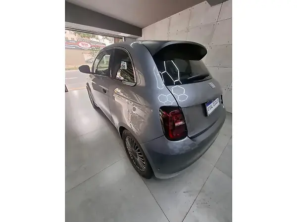 Fiat 500e - Imagem 7