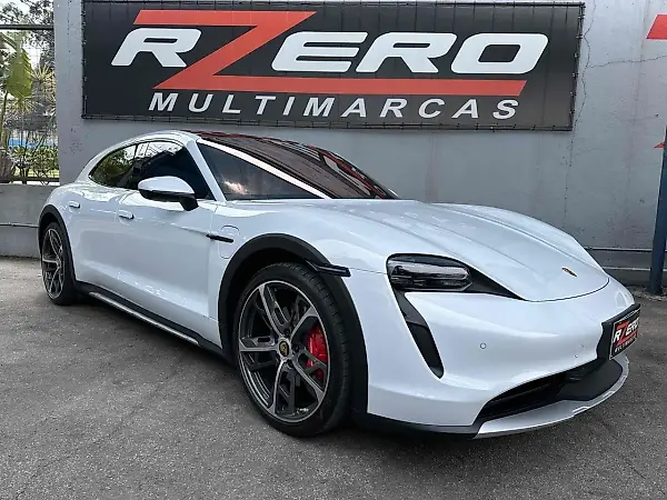 Porsche Taycan - Imagem 1